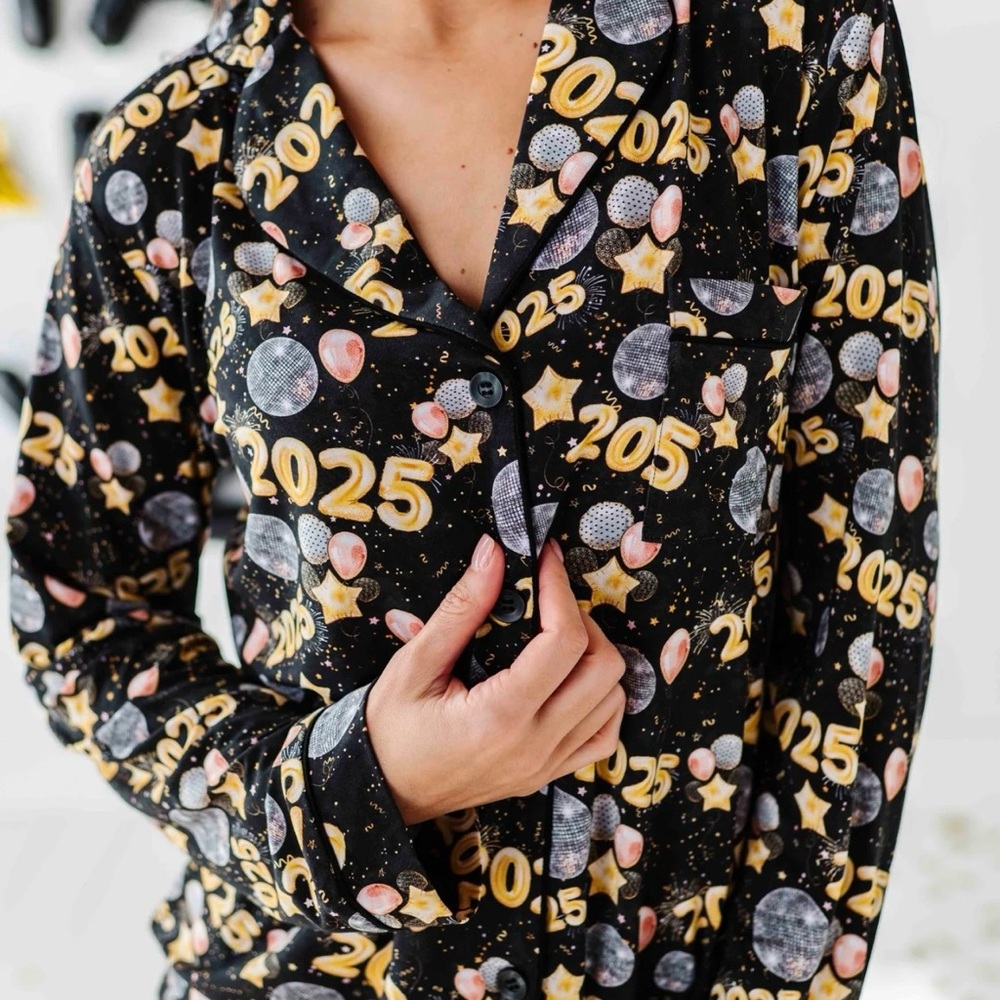 Black Pajama Top with 2025 Bums and Roses bamboo New Year’s pajamas women’s XS
